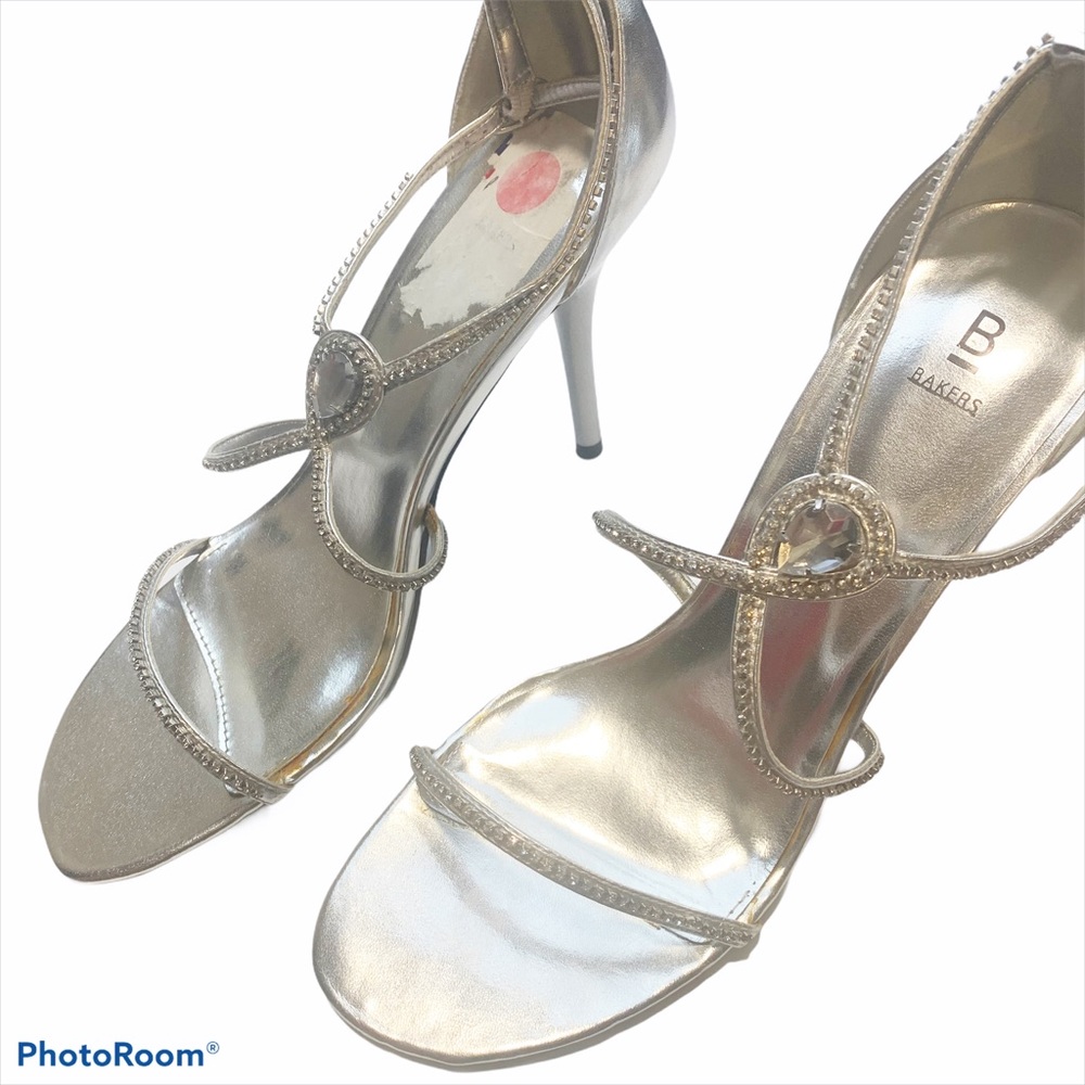 Bakers Size 9 Silver‎ Jeweled Strappy Heeled Sandal